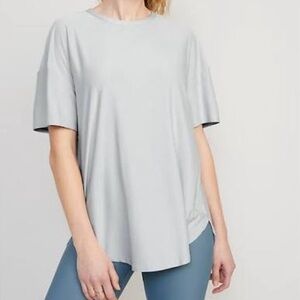 NWT Old Navy Cloudmotion Short Sleeve Tunic in Light Gray